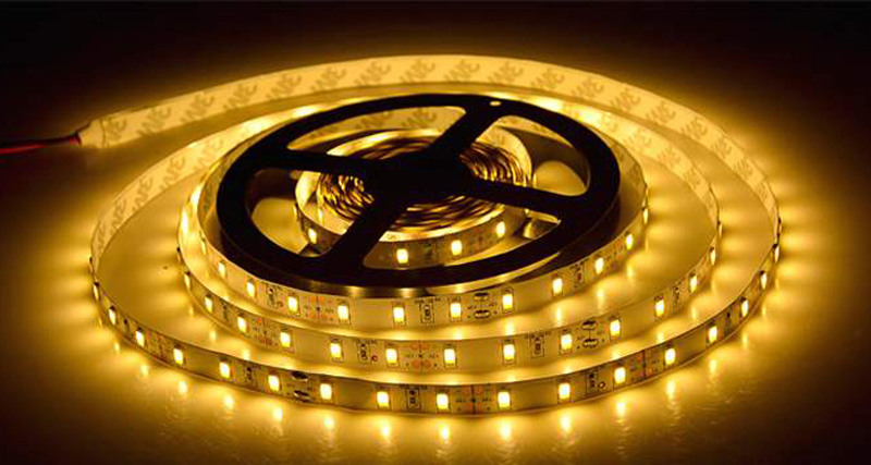 LED traka 14.4 W/m 3000 K IP20 24V